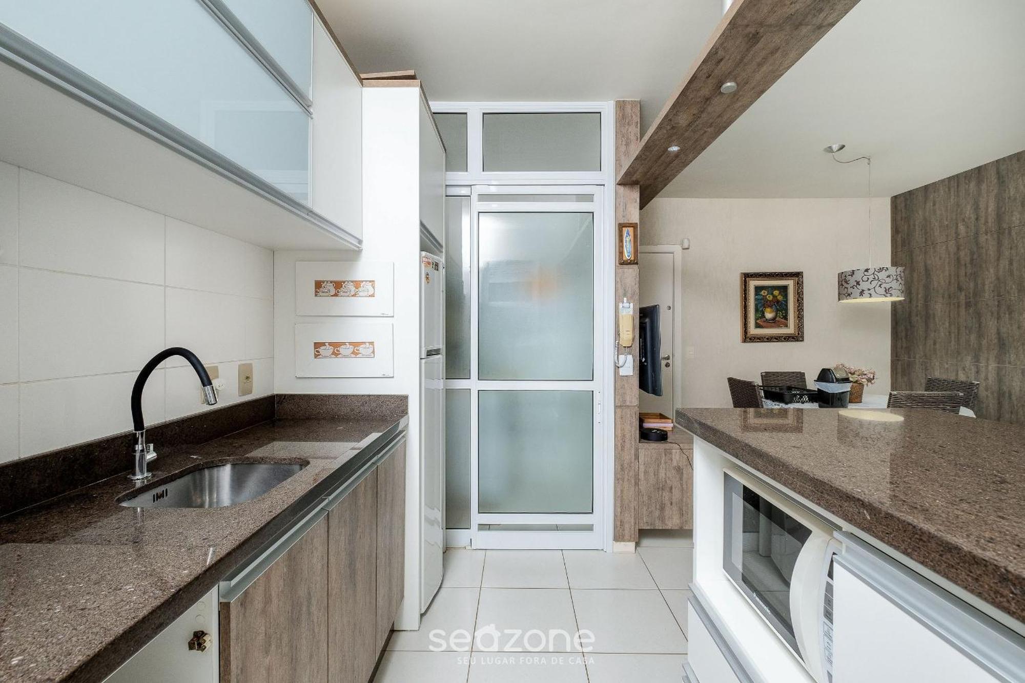 Belo Em Floripa - Sc A 350m Da Ira204 Apartamento *